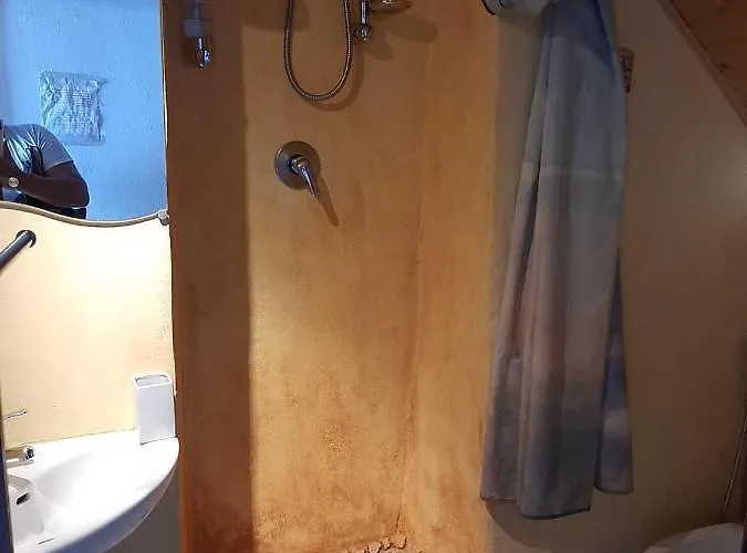 Ammaresiamo Ltb Гостьовий будинок Чефалу