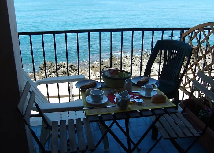 Casa de hóspedes Ammaresiamo Ltb Cefalù